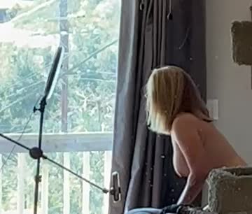 your teacher knows your watching her