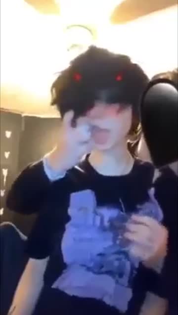 anyone knoww this couple?