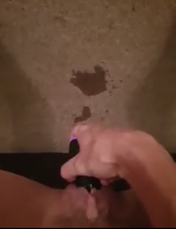 i've wet my daughters bedroom carpet