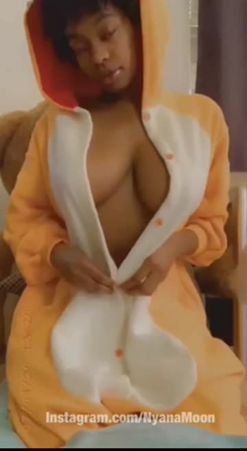 do you want to hold them ?