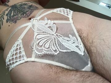 oh, i have hair everywhere!