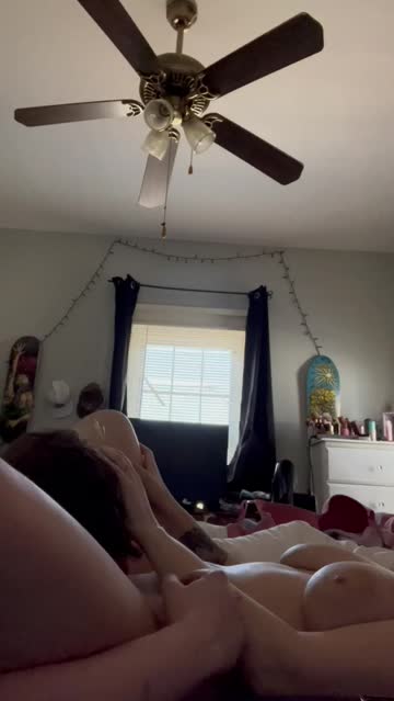 pussy eating gif by batteriesnotincluded