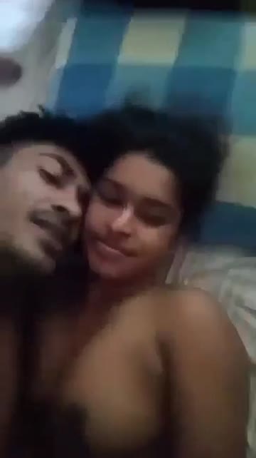 desi indian romantic couples playing with dusky boobs and romance[full video link👇]