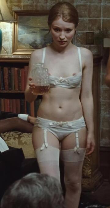 the absolutely beautiful emily browning ❤️