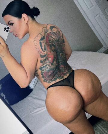 she came back with a new 🍑