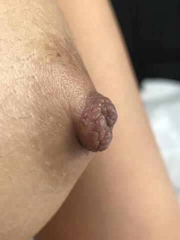 doesn’t this looks inviting, dear? wanna give me a little gentle suck?