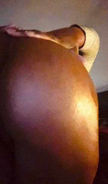 when the pink smiles back at you 😜