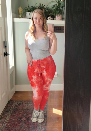 would a milf in yoga pants turn your head? [f48]