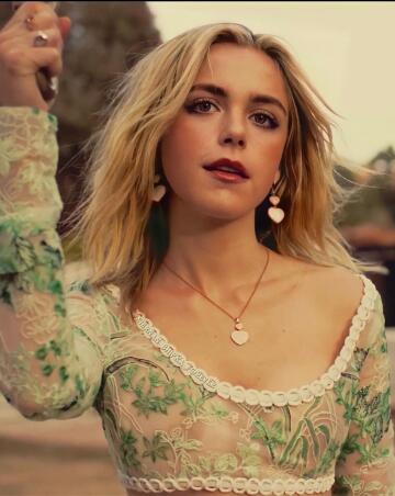 kiernan shipka