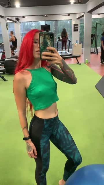 f33. what you think about my gym outfit?