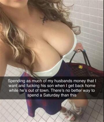 stepmom (39) talking to her friends about the new lifestyle she has since marrying your dad 4 months ago. you (19) get to fuck her daily