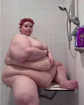 this shower is big enough for more than one 😏