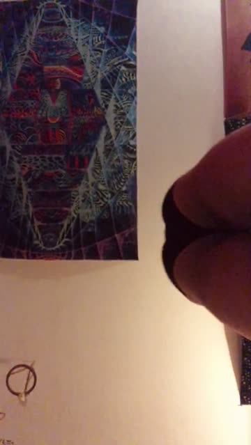 would you let me squat on that face of yours?;)