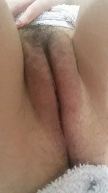 my pussy in close