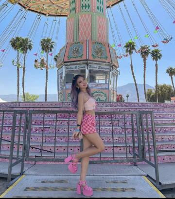 hookuphotshot aesthetic