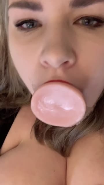 lick my face after fucking it