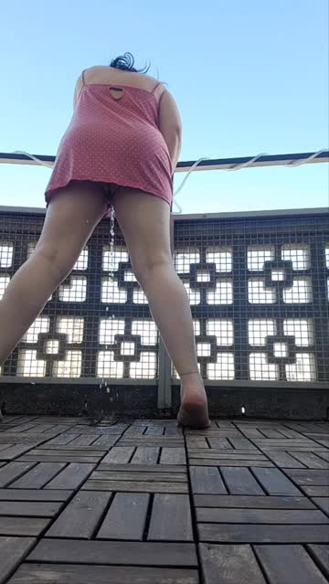 i'm not wearing any socks and i have the panties to match