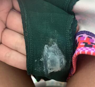 [selling] this is what happens when i workout 🤪 selling panties!