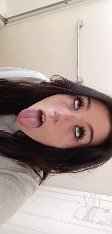 :9 hope you enjoy my tongue