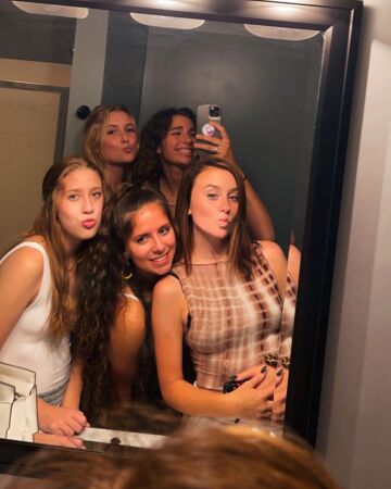 which girl's your preferred choice?