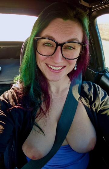join me for a drive through altboobworld? the scenery is fantastic