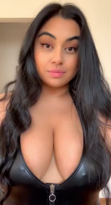 cake day! 🎂 sri lankan x chinese x indonesian