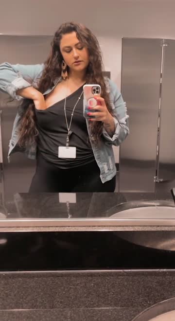 if you were my coworker and walked in, what would you do 🙃