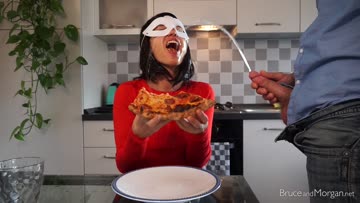 watersports? pizza piss!