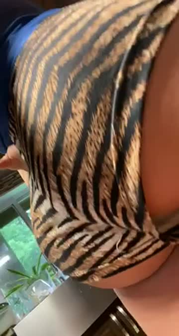 hoof print and all 😘