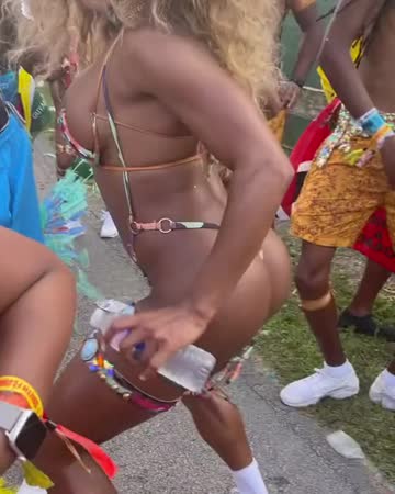 dancing ebony beauty