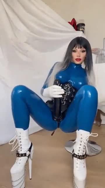 take this cock like a good boy 😍