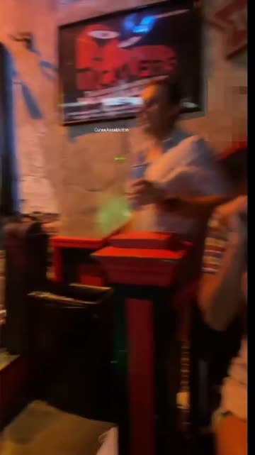 would you notice me in a room full of people? obviously no one here did!