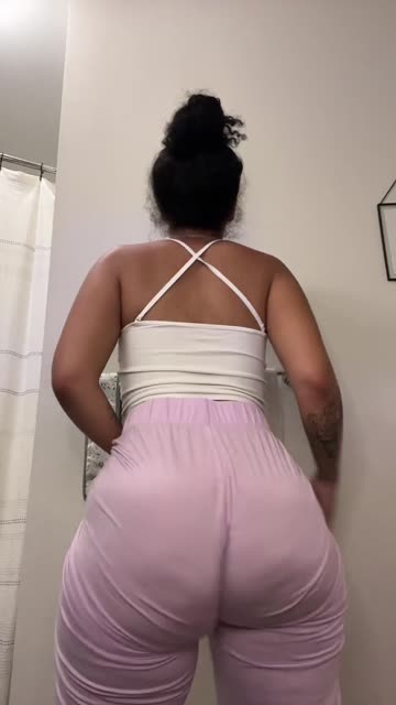 that thang heavy 🥵