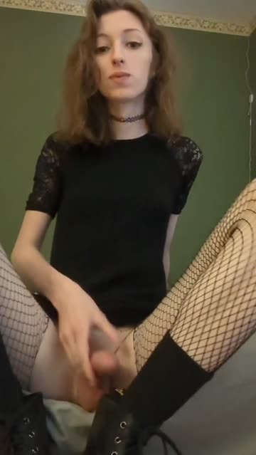 do you like whats in between my legs? 💕