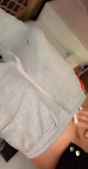 would you notice my girlprint, if you saw me in public👀☺️?