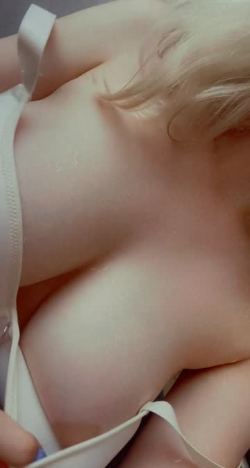 18[f4m] im legit sending a n*de to everyone who likes this🥰