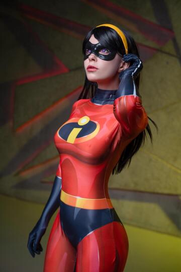 the incredibles cosplay by caterpillarcos
