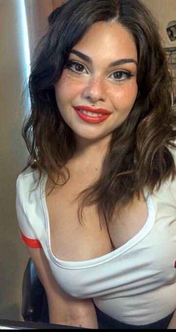 could i leave a kiss mark on you? 💋