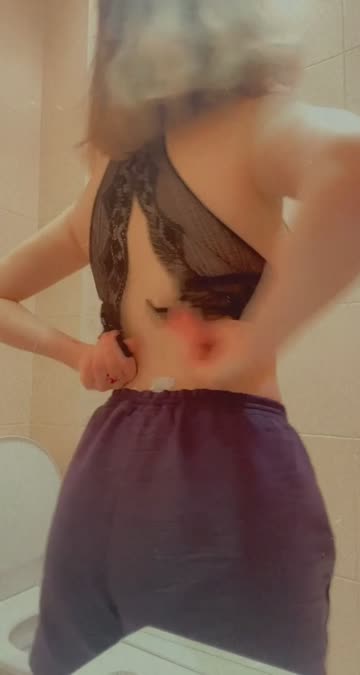 whoever likes gets a nude (instant)