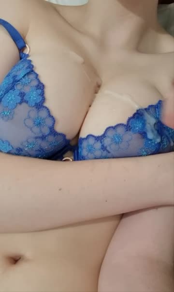 letting him cum over my tits