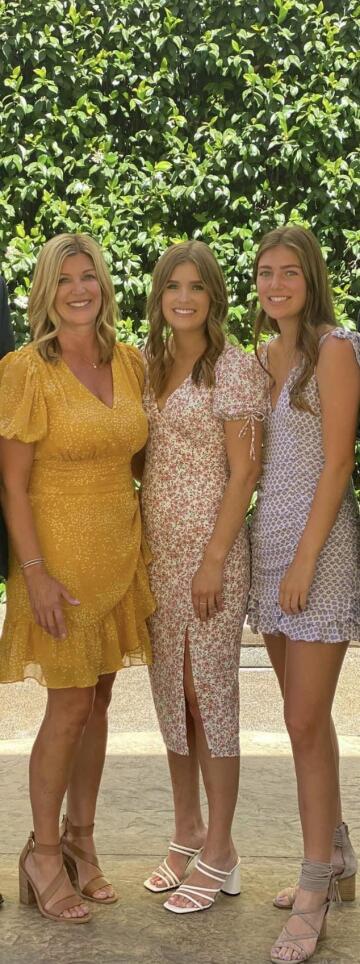 mommy or one of her beauties??