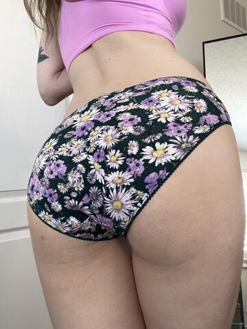 first time sharing these panties here, i hope you like them!