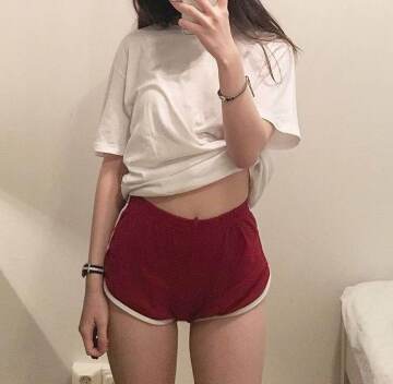 pulled up shorts