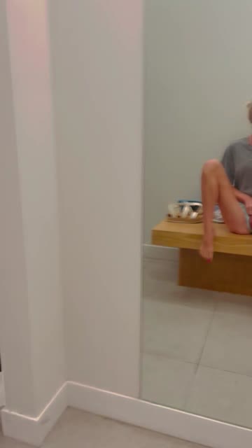 self-care in the lululemon changing room