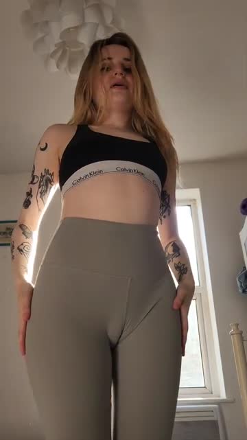 should i wear them like this to the gym?