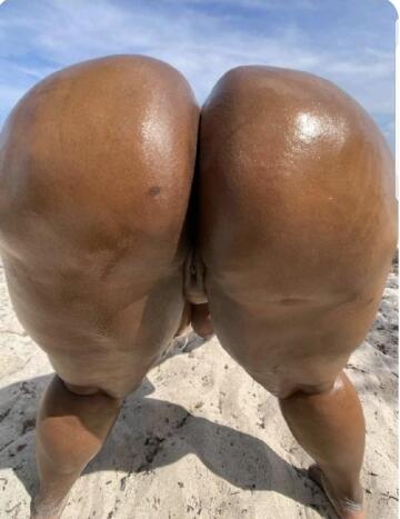 big ol beach ball ass