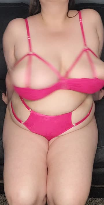 first post here! ready to show you my curves!