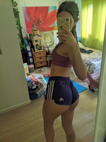 do you like my workout outfit?