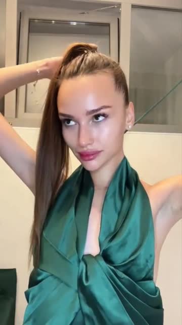 4’8, 90lbs. do you like petite girls w perky tits