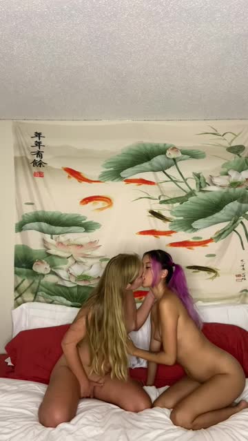 my roommate and i like to have fun when her boyfriend isn't home 👩🏼‍❤️‍💋‍👩🏻